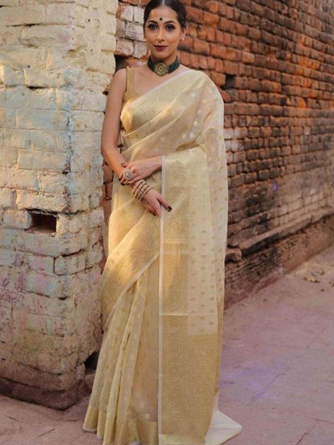

bansari textiles Woven Design Zari Banarasi Saree, Cream