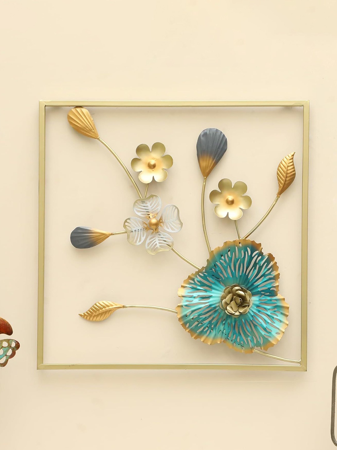 

vedas W-Zoya Gold-Toned & Green Square Shaped Flower Wall Hanging