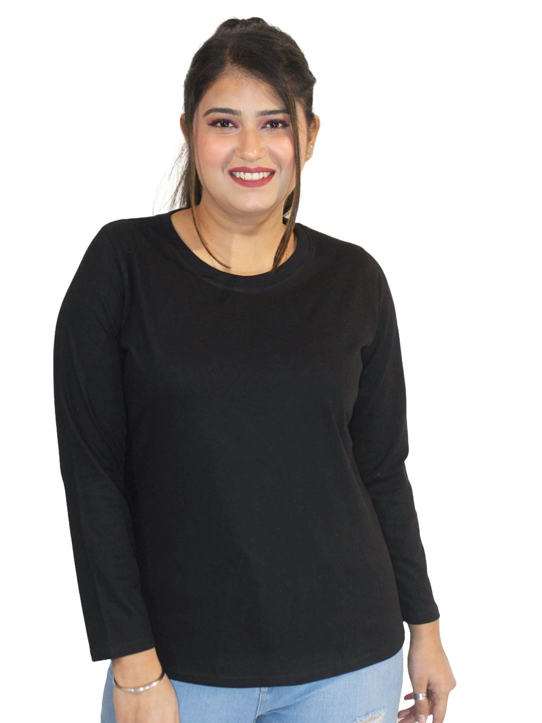 

PINK SHELL Women Solid Round Neck Cotton T-shirt, Black
