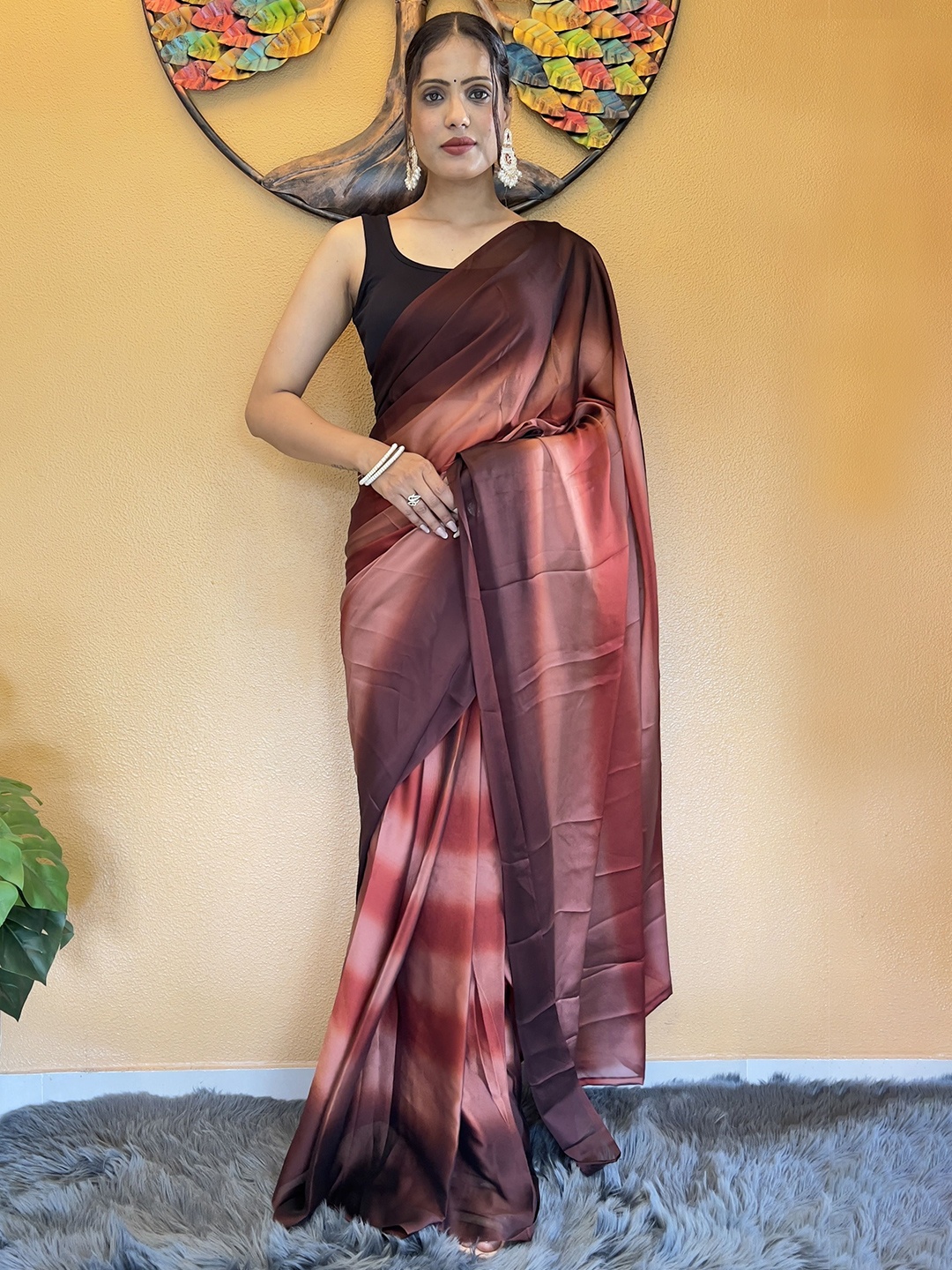 

bansari textiles Striped Kota Saree With Blouse Piece, Brown