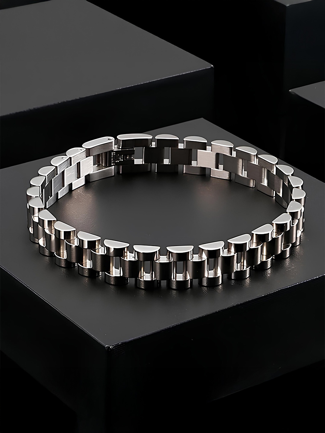

KARISHMA KREATIONS Unisex Stainless Steel Silver-Plated Bangle-Style Bracelet