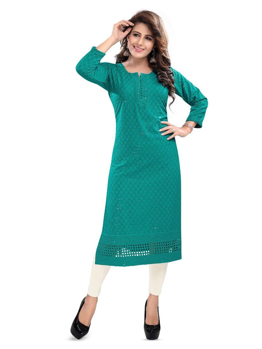 

DREAM & DZIRE Embroidered Round Neck Straight Kurta, Turquoise blue