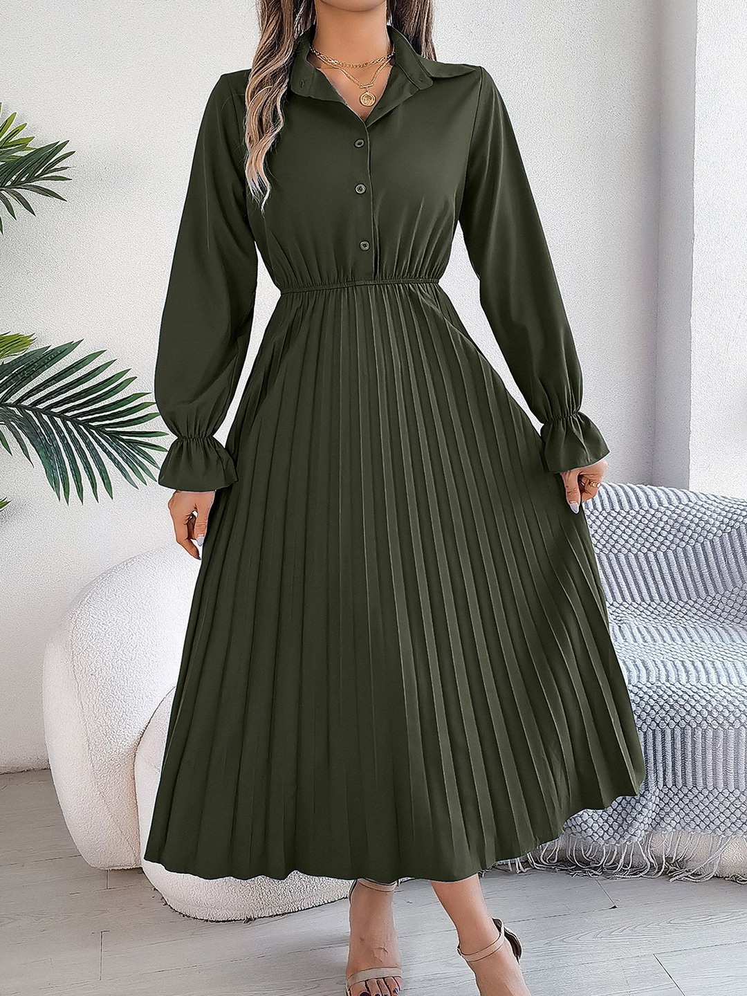 

StyleCast x Revolte Shirt Collar Fit and Flare Midi Dress, Grey