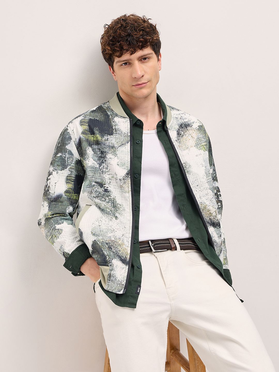 

THE BEAR HOUSE Men Camouflage Lightweight Outdoor Bomber Jacket, Green