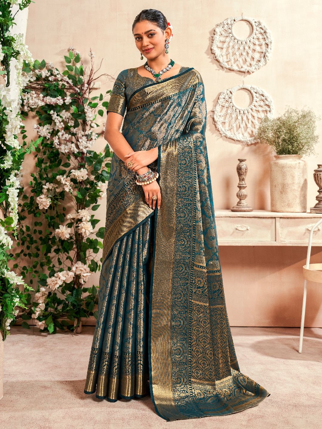 

Mitera Ethnic Motifs Zari Silk Blend Dharmavaram Saree, Teal