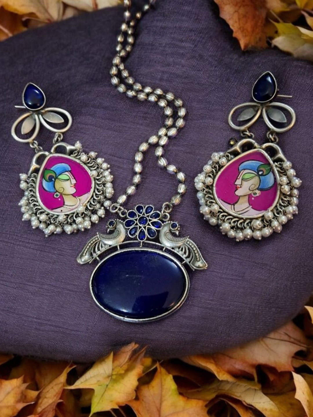 

Ekanibymonashstudio Silver-Plated Artificial Stones Studded Beaded Jewellery Set