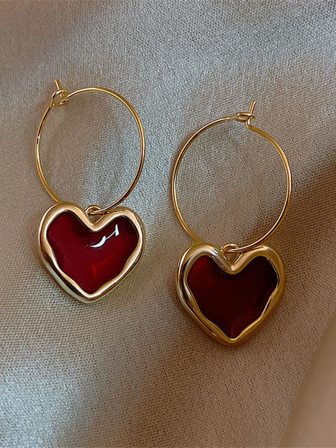 

Just Lil Things Gold-Plated Contemporary Shaped Drop Earring