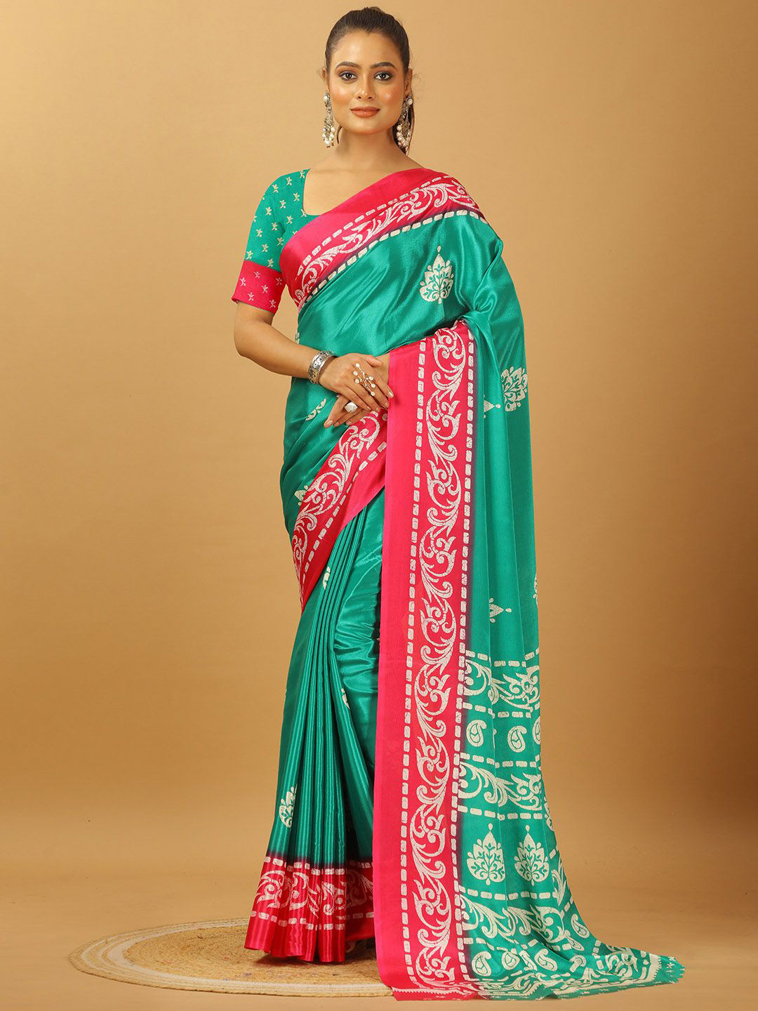 

NIRMAL CREATION Ethnic Motifs Printed Saree, Green