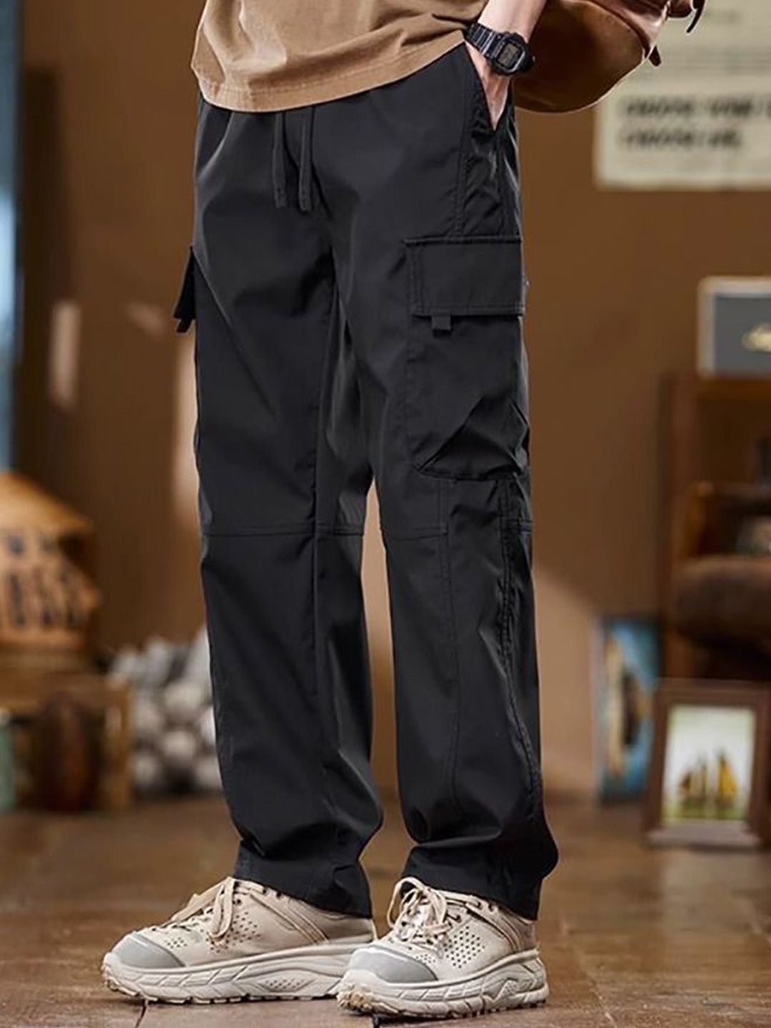 

StyleCast x Revolte Men Loose Fit Pleated Cargos Trousers, Black