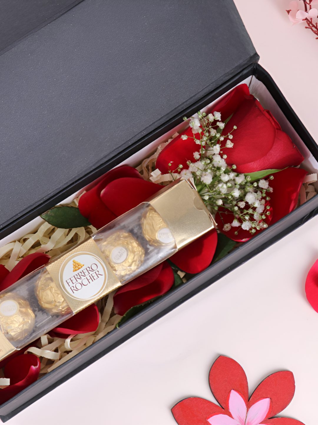 

Floweraura 5Pcs Rose & Chocolates Gift Set, Red