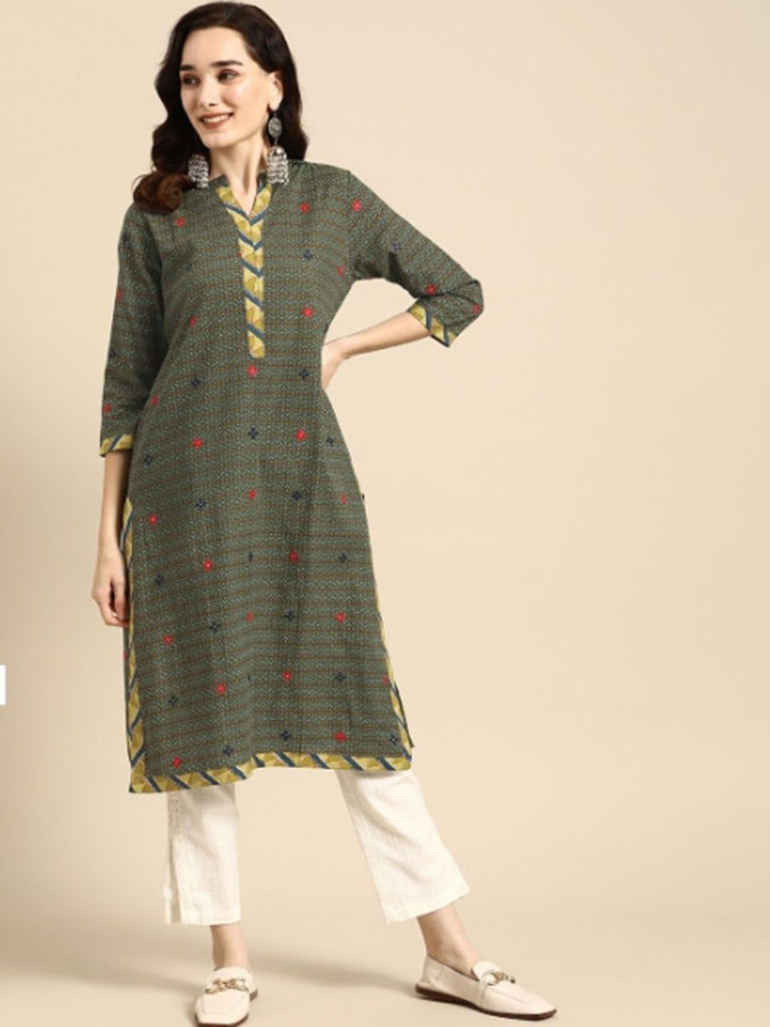 

Suha Ethnic Motifs Printed Mandarin Collar Straight Kurta, Olive