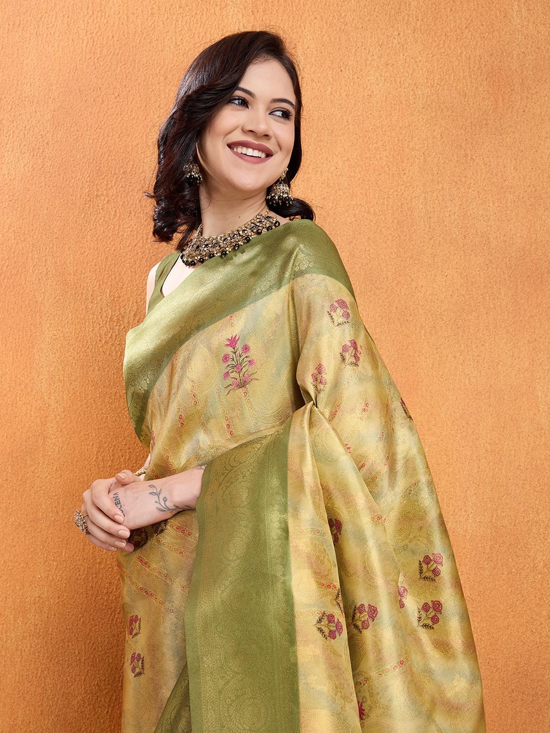 

Ethnielle Kalamkari Zari Silk Blend Banarasi Saree, Green