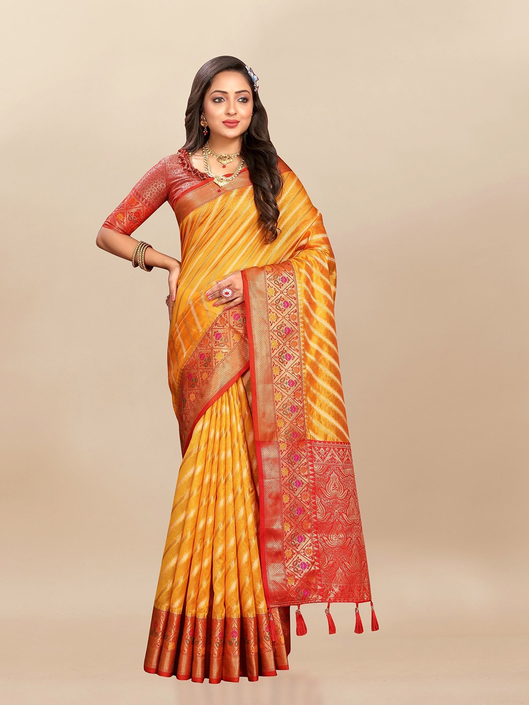 

bansari textiles Woven Design Zari Organza Banarasi Saree, Yellow