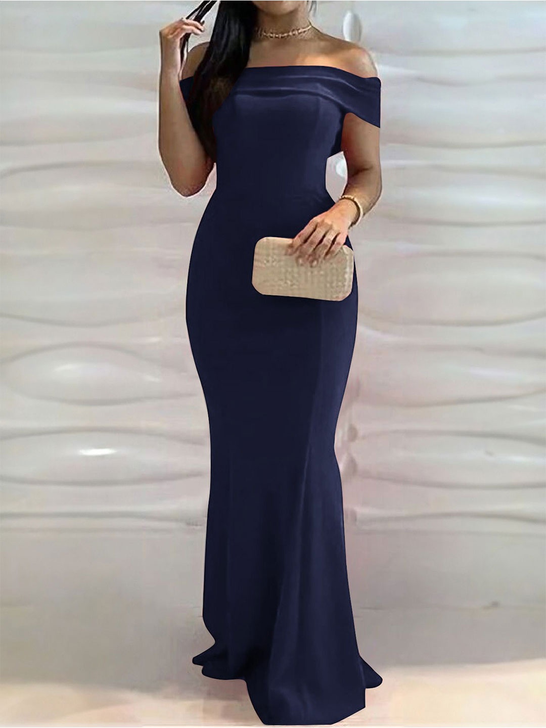 

StyleCast x Revolte Off-Shoulder Bodycon Maxi Dress, Navy blue