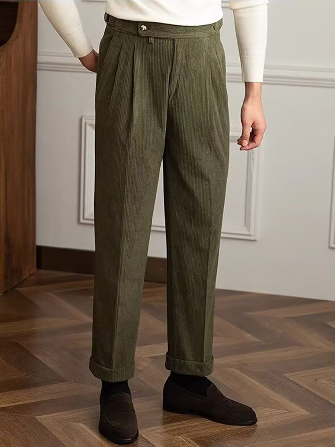 

StyleCast x Revolte Men Textured Easy Wash Trousers, Green