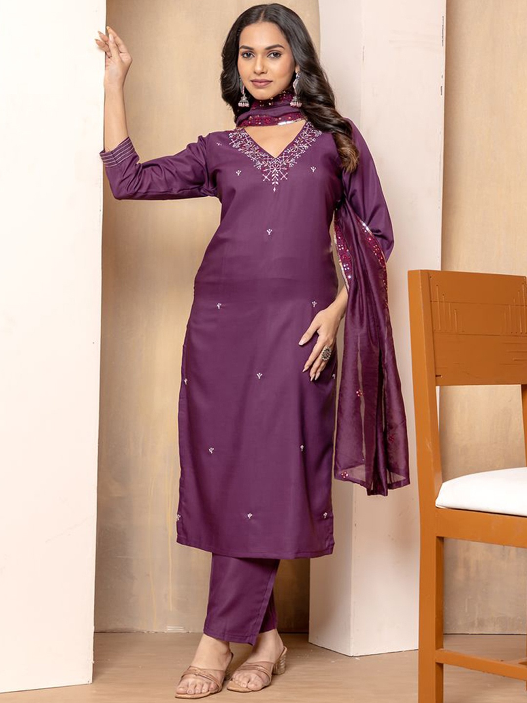 

KALINI V-Neck Floral Embroidered Straight Kurta With Trouser And Dupatta, Purple