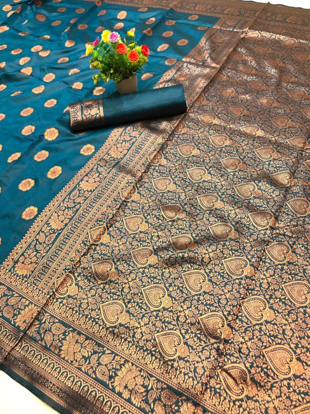 

bansari textiles Woven Design Zari Kanjeevaram Saree, Blue