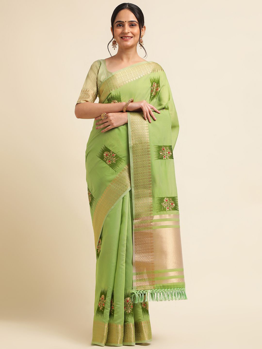 

Blissta Woven Design Zari Saree, Green