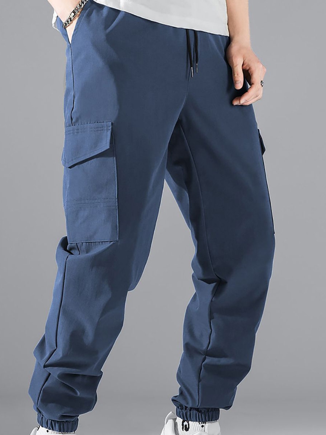 

StyleCast x Revolte Men Pleated Cargos Trousers, Navy blue