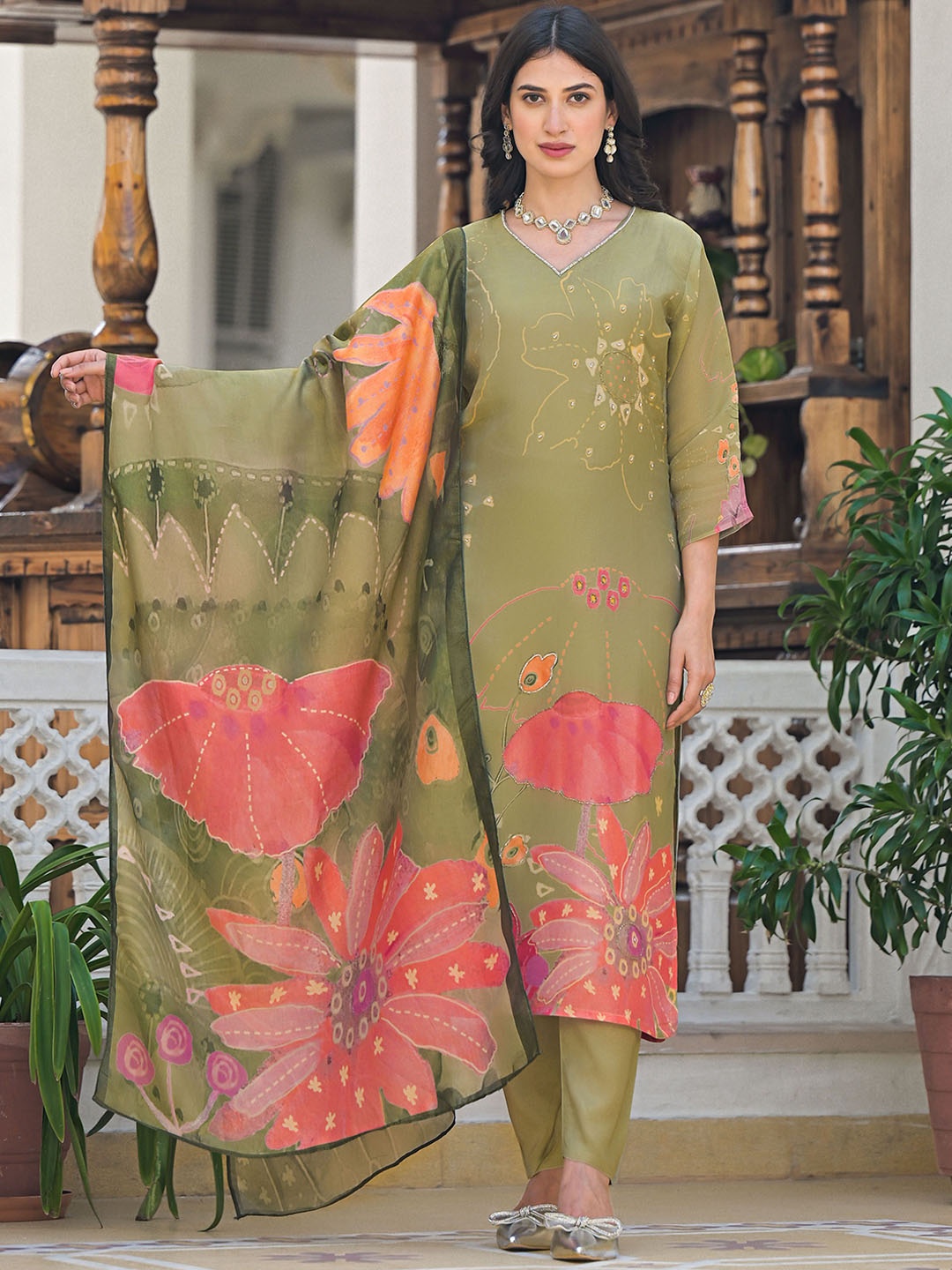 

Anouk Olive Green Floral Printed V-Neck Straight Kurta With Trouser And Dupatta