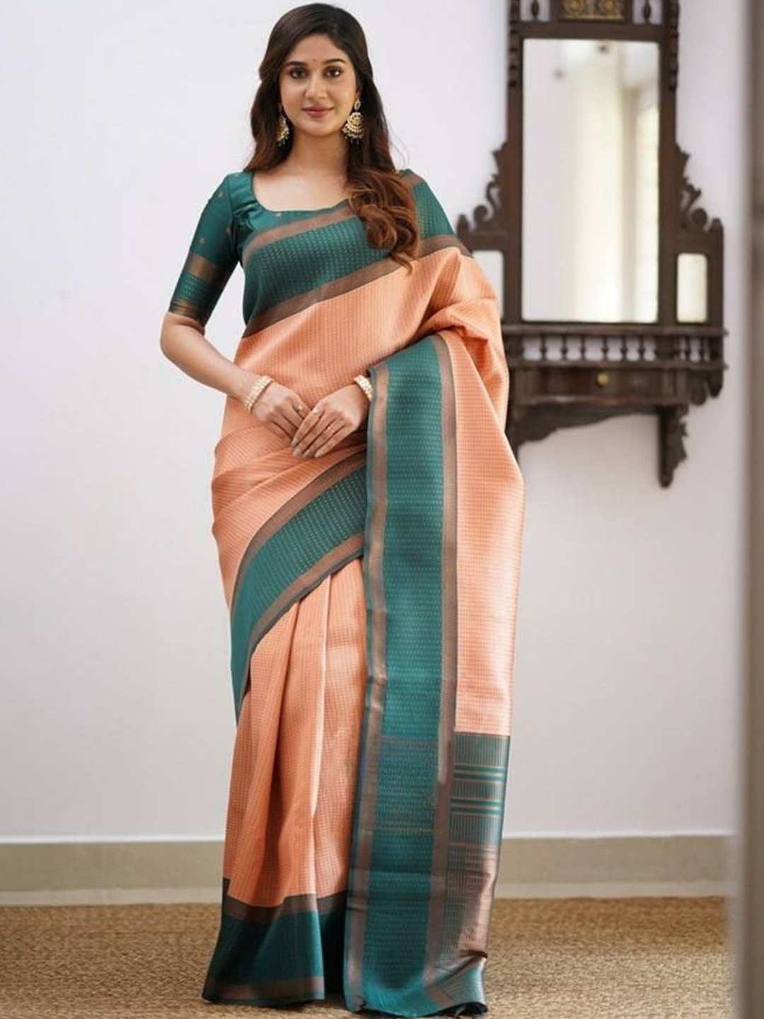 

bansari textiles Woven Design Zari Kota Saree, Beige