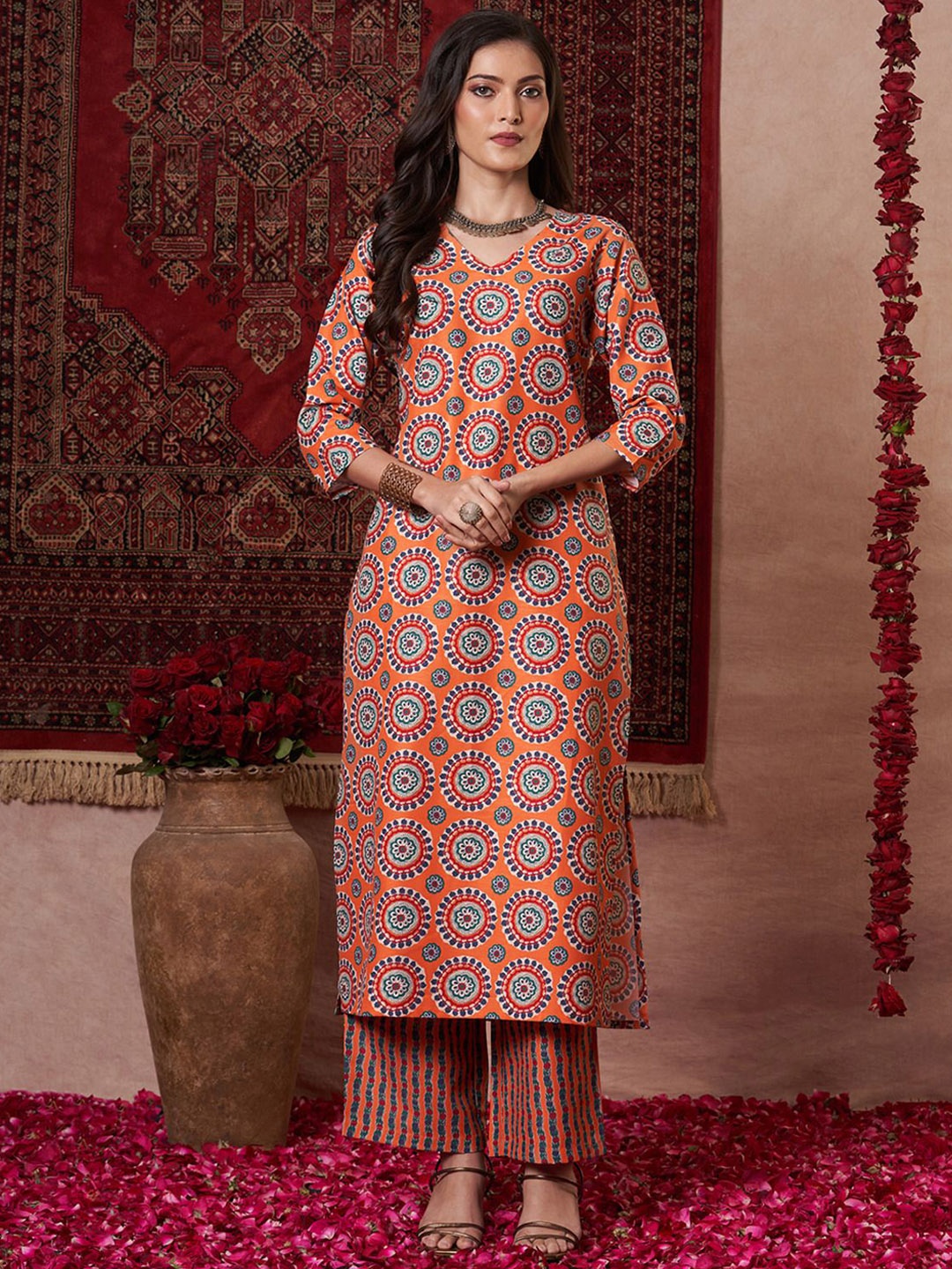 

GoSriKi Ethnic Motifs Printed V-Neck Straight Kurta With Palazzos, Mustard