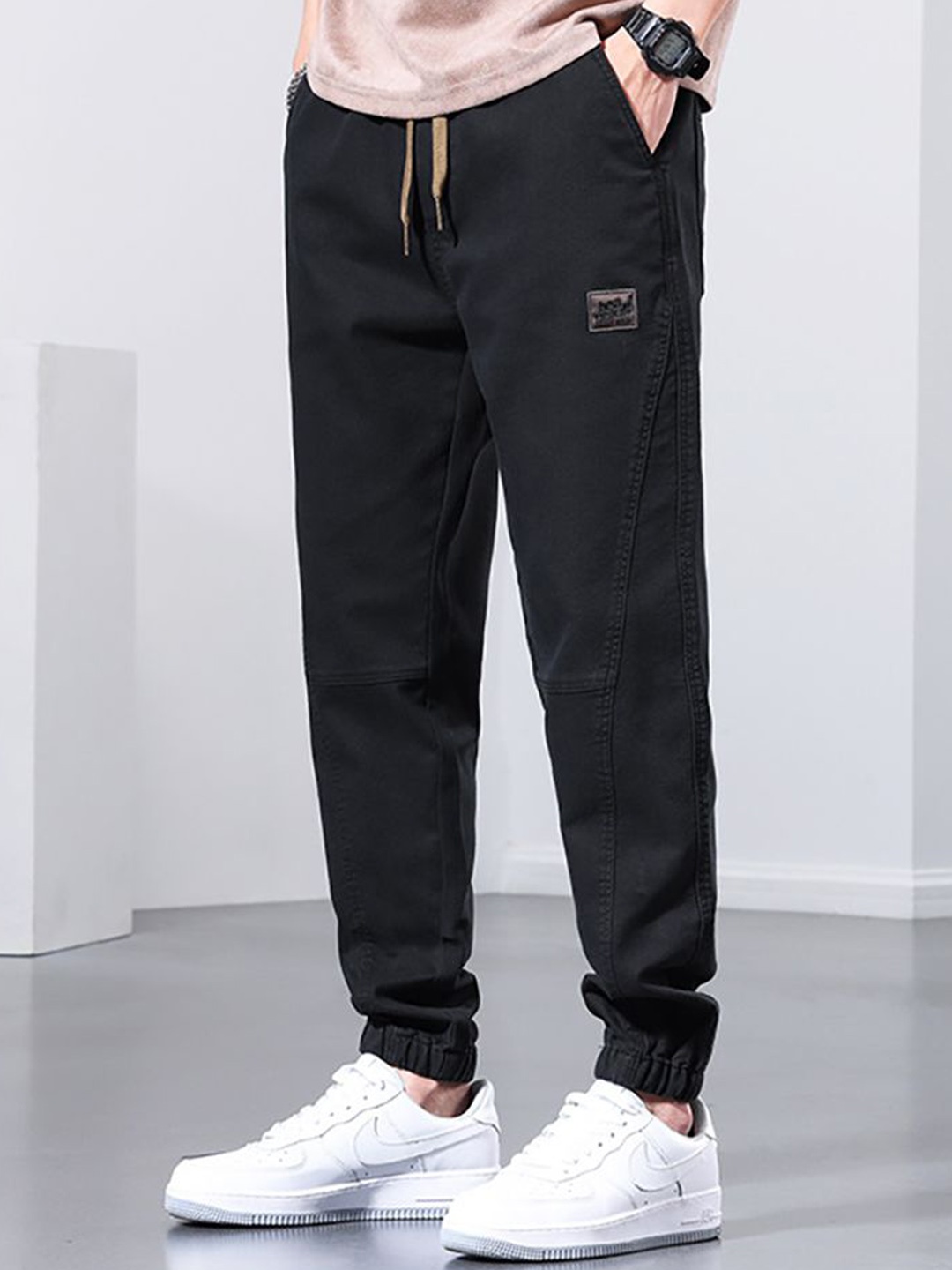 

StyleCast x Revolte Men Pleated Cargos Trousers, Black