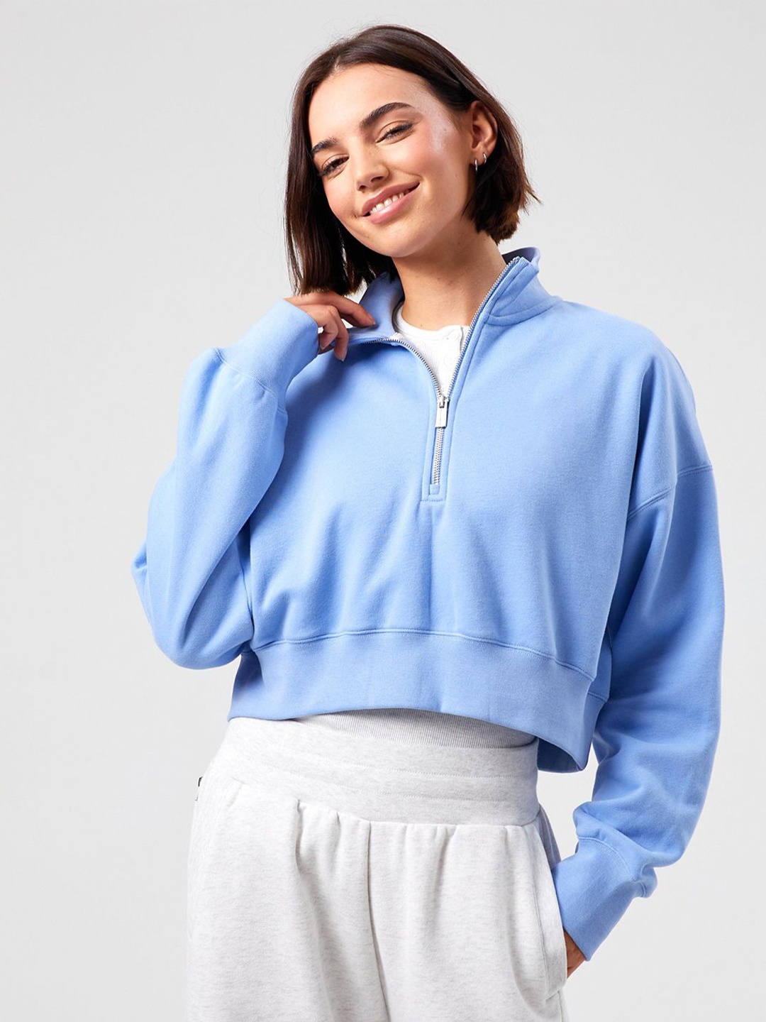 

Kotty Women Mock Collar Crop Sweatshirt, Blue