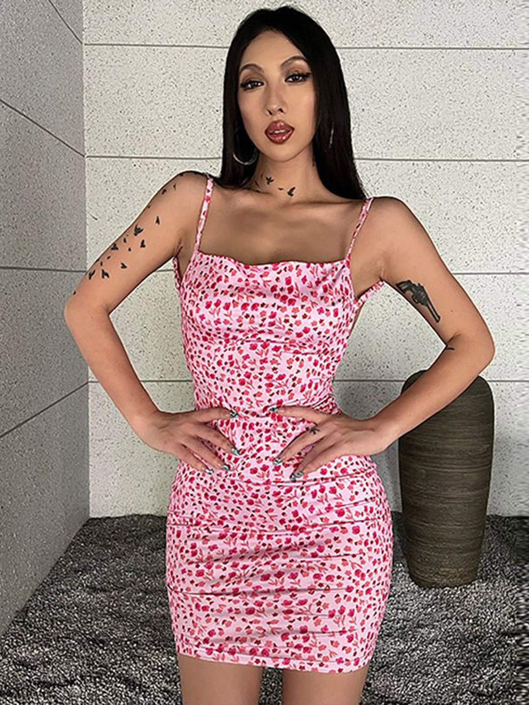 

StyleCast x Revolte Women Floral Printed Bodycon Mini Dress, Pink
