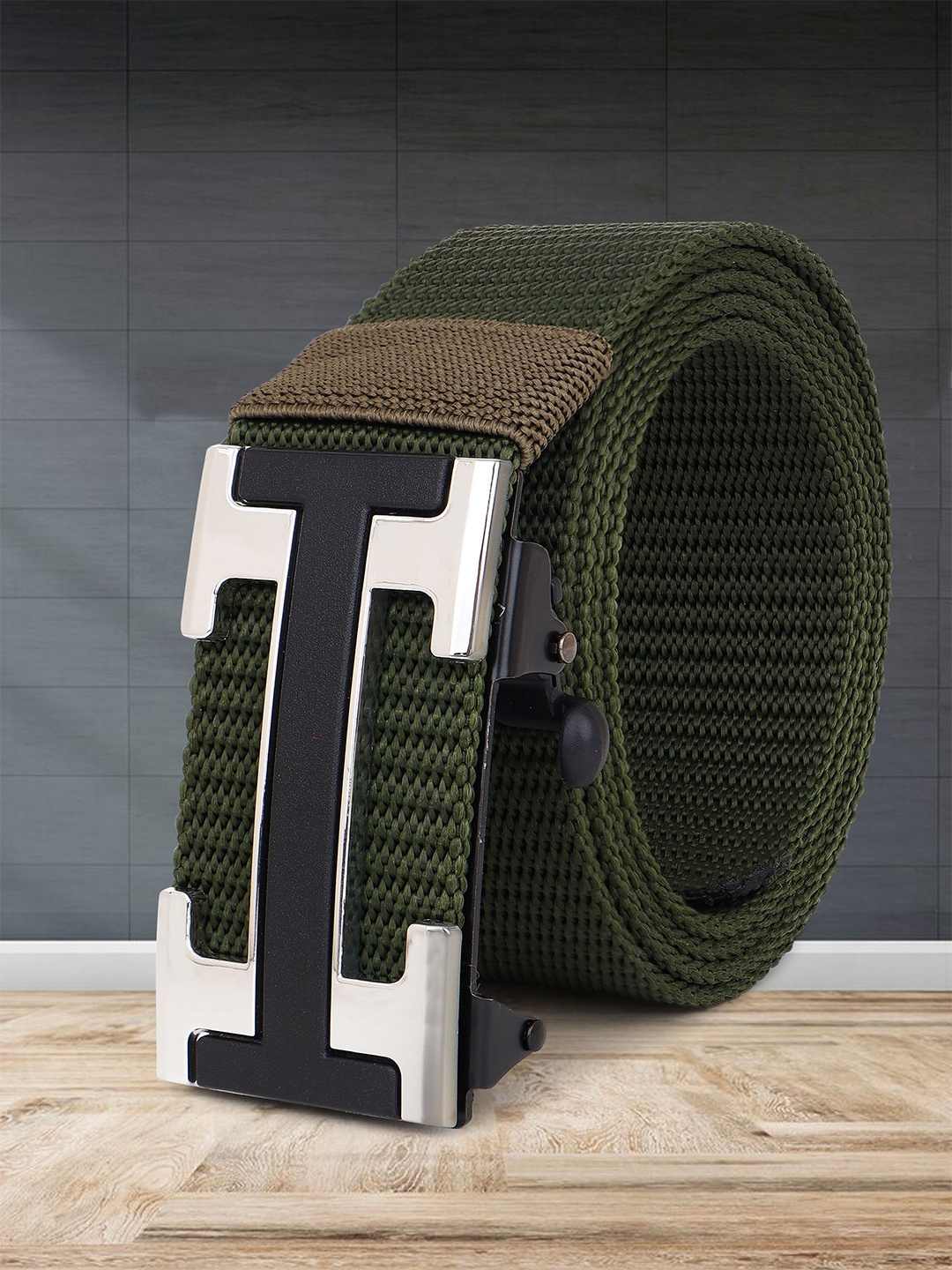 

Metronaut Men Textured Formal Belt, Green