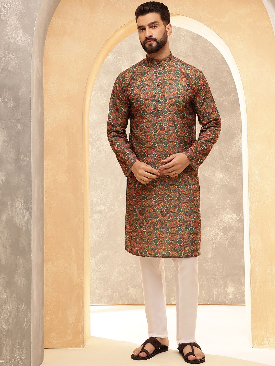 

SOJANYA Ethnic Motifs Printed Band Collar Straight Kurta With Pyjamas, Green