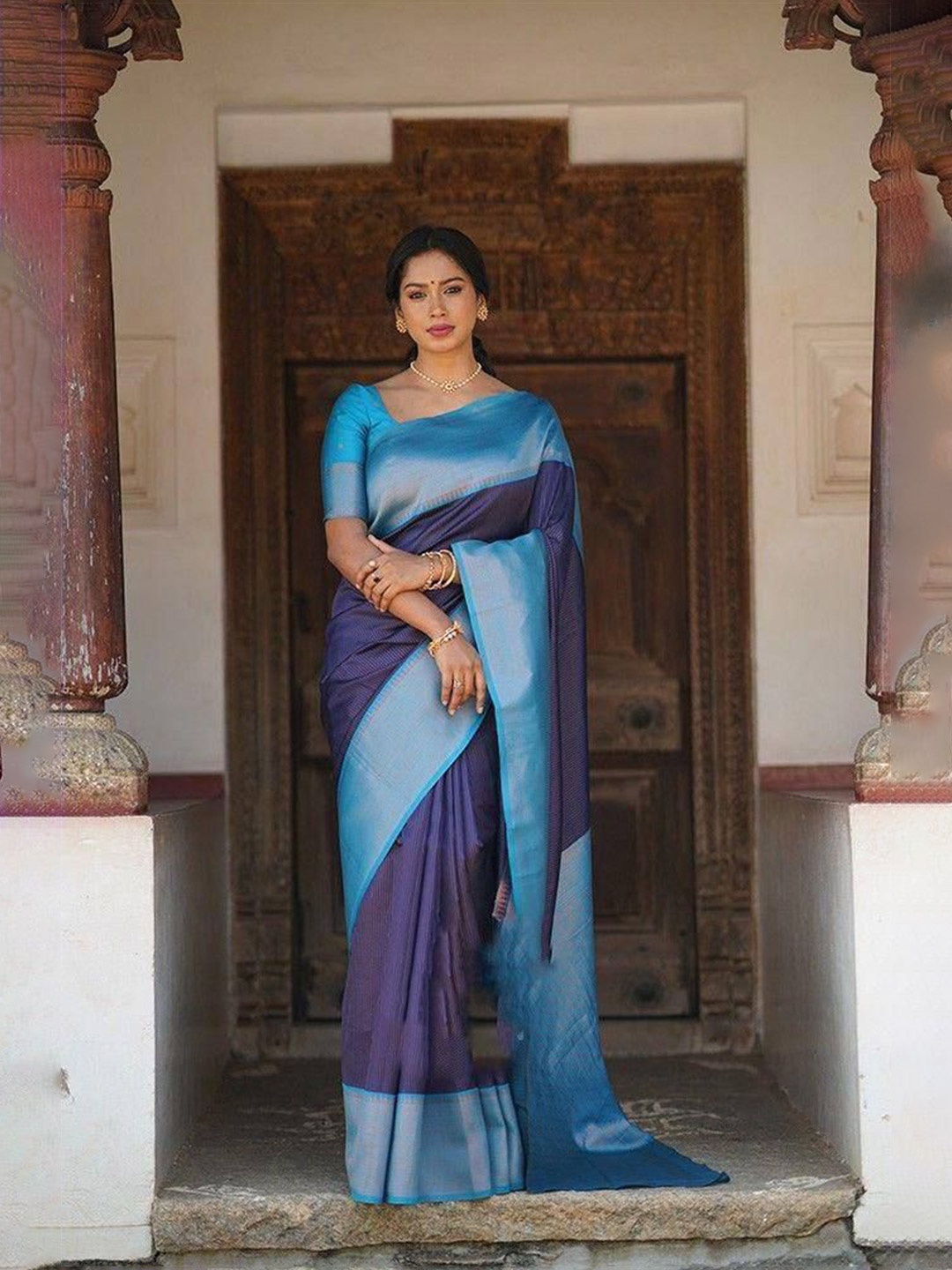 

bansari textiles Woven Design Zari Kanjeevaram Saree, Blue