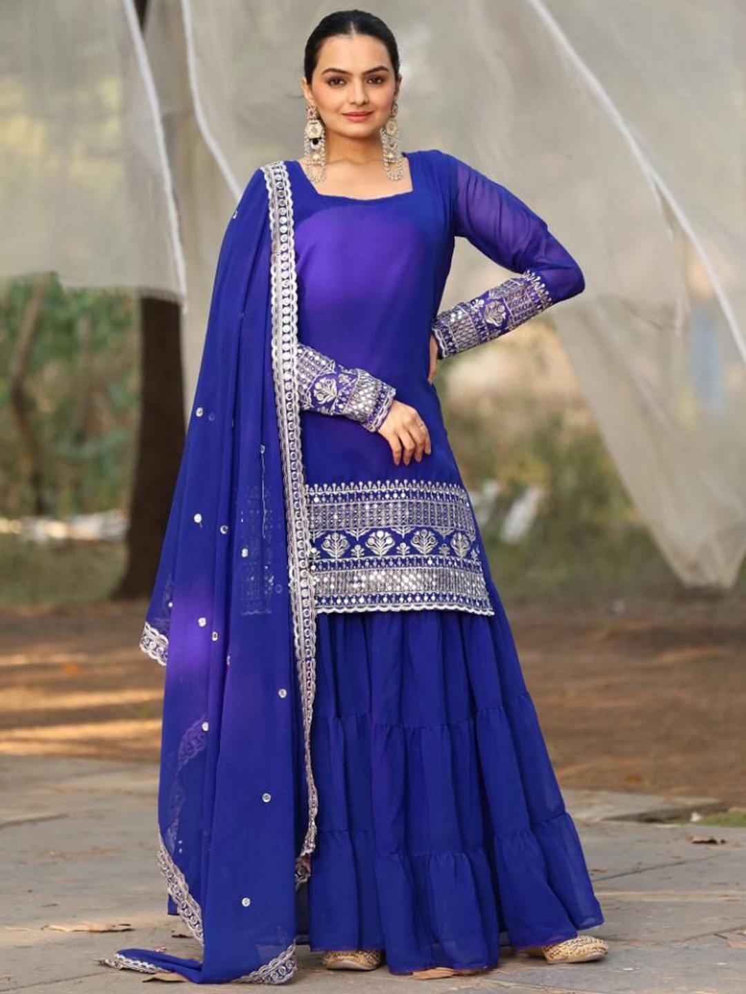 

Graden Zari Floral Embroidered Square Neck Straight Kurta With Sharara & Dupatta, Blue