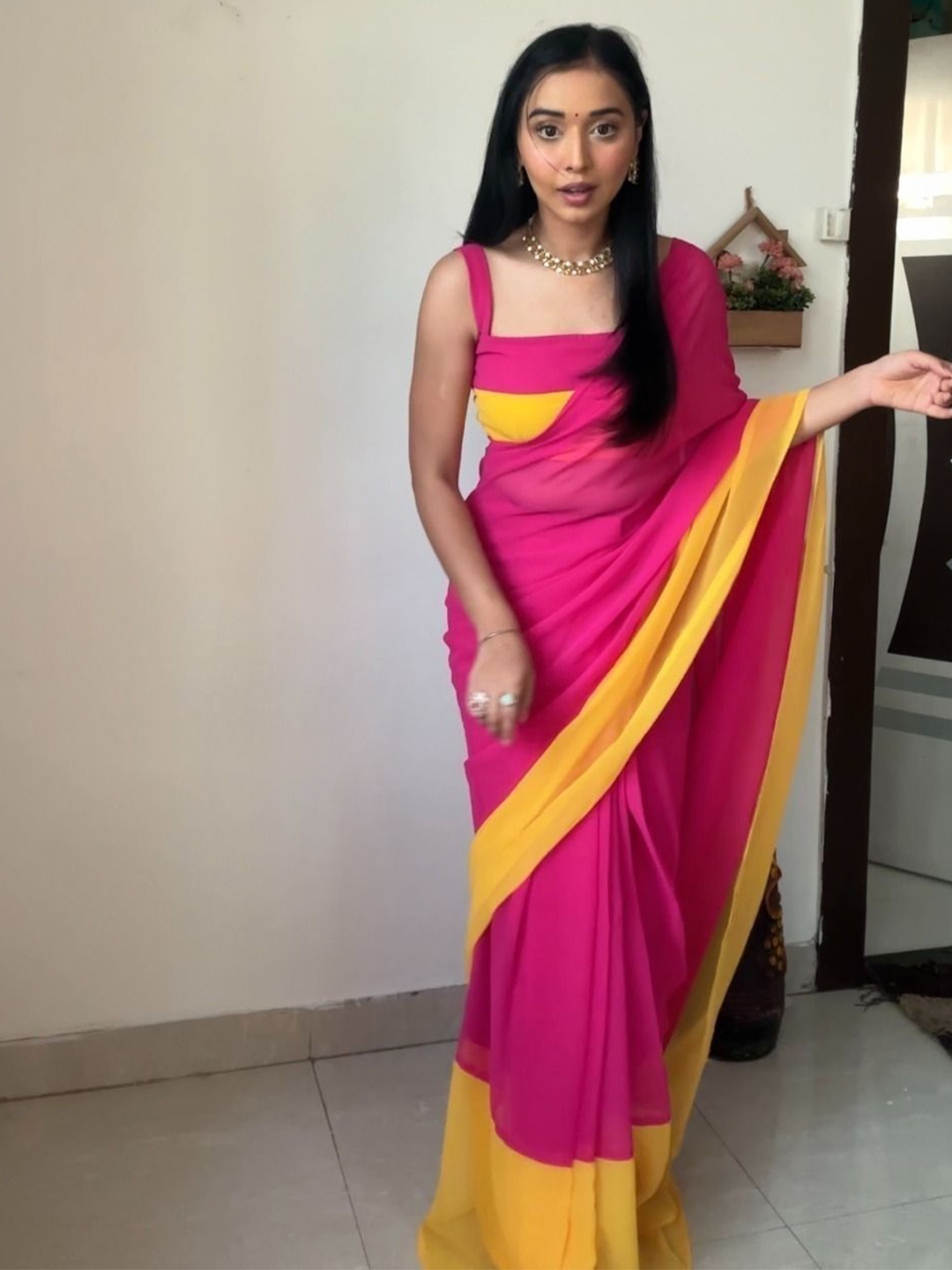 

bansari textiles Colourblocked Pure Cotton Saree, Pink