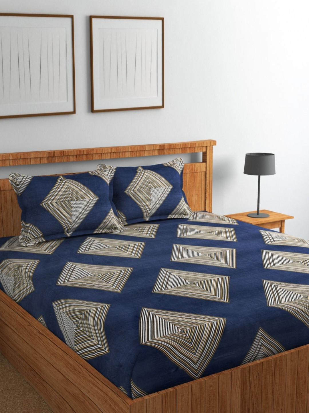 

Jizzby Blue & Beige Geometric Printed 240 TC Cotton Queen Bedsheet Set 2.28 m x 2.54 m
