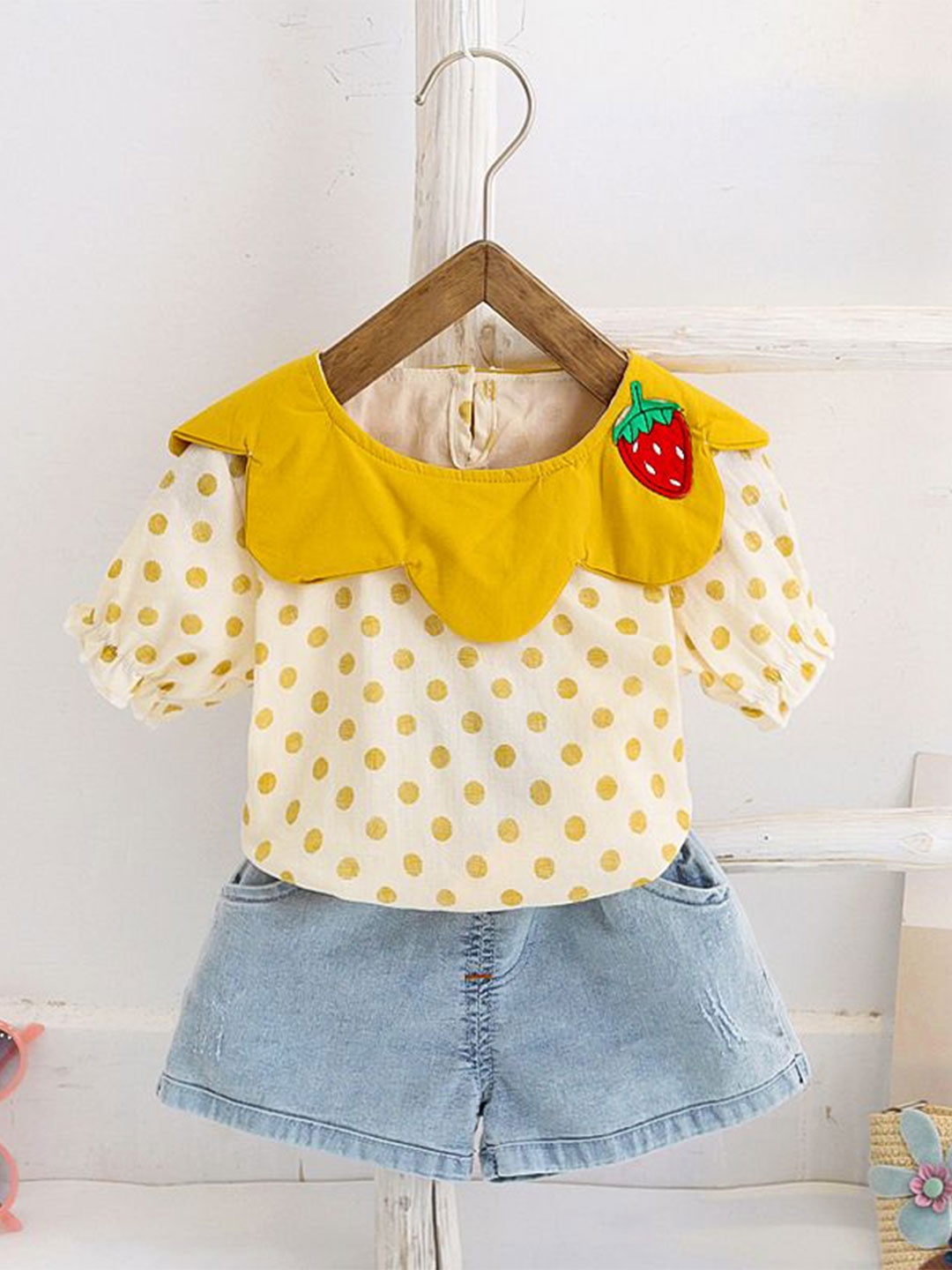 

BAESD Girls Printed Top with Shorts, Yellow
