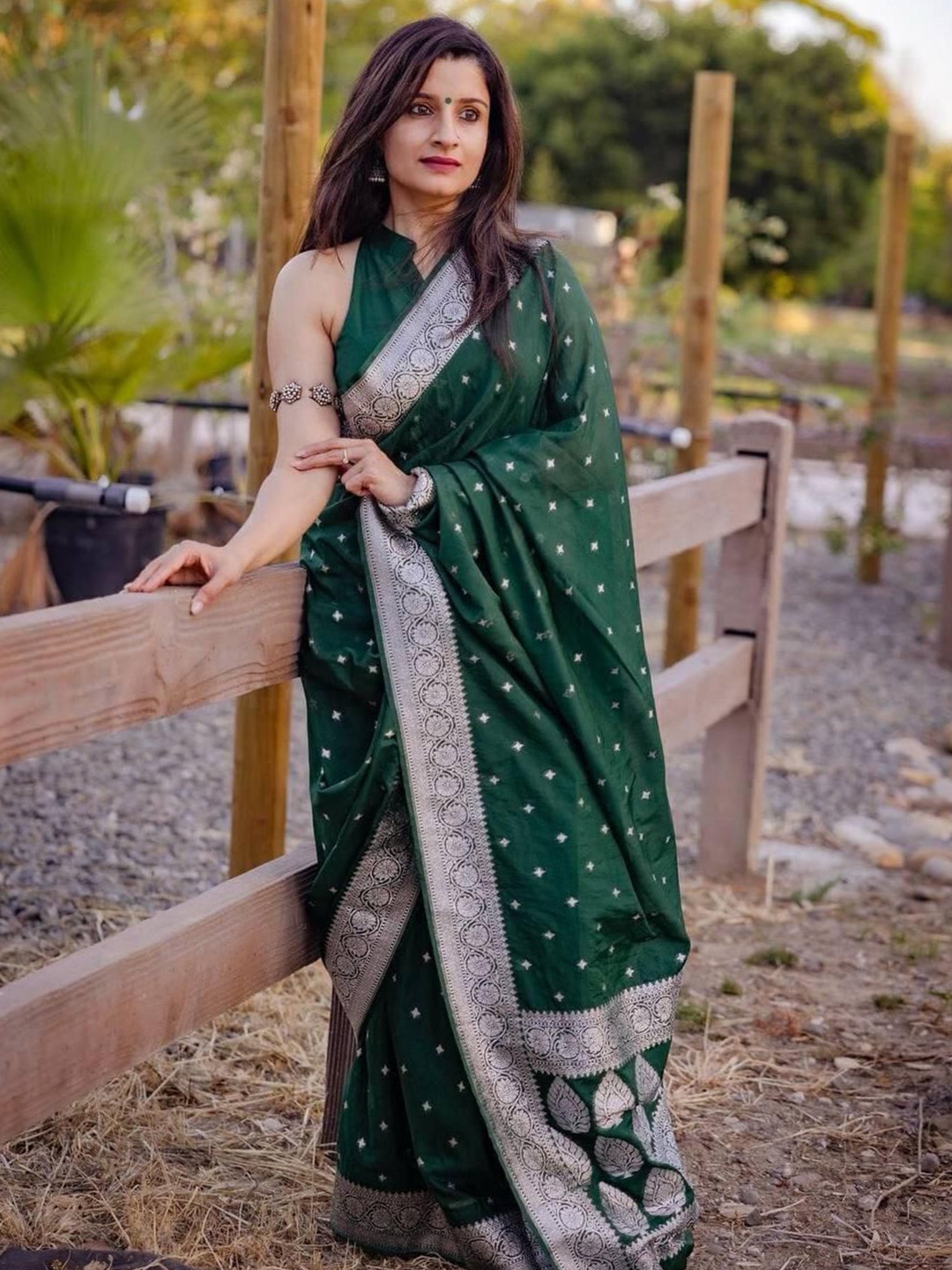 

bansari textiles Woven Design Zari Kanjeevaram Saree, Green