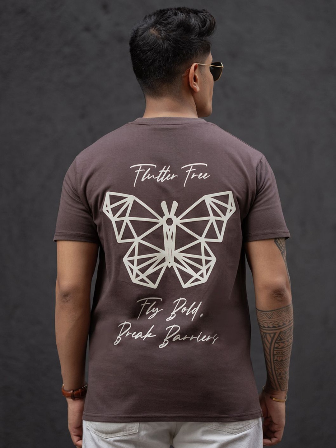 

Powerlook Men Graphic Printed Round Neck Cotton T-shirt, Brown