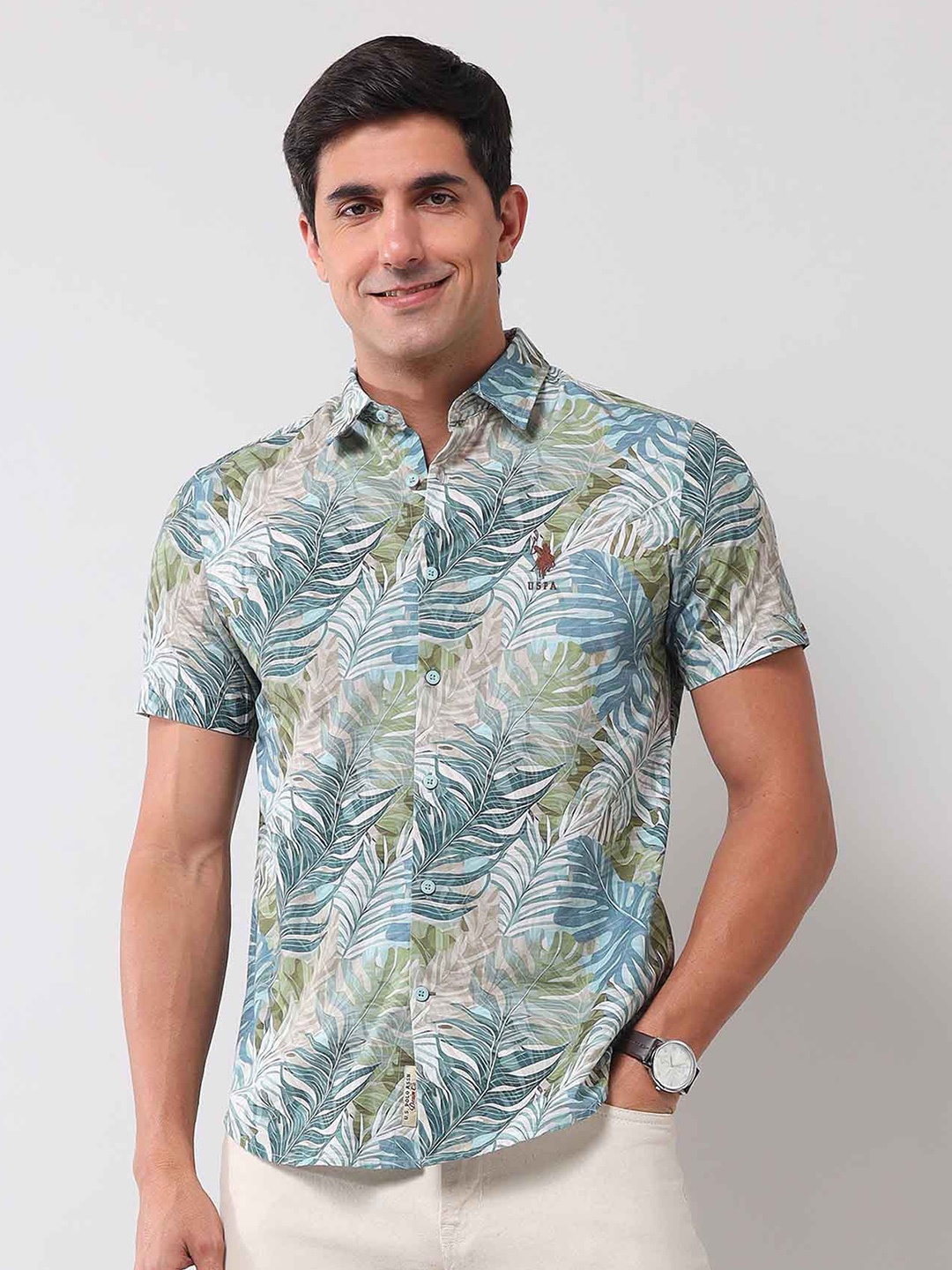 

U.S. Polo Assn. Denim Co. Men Classic Fit Spread Collar Floral Printed Cotton Casual Shirt, White