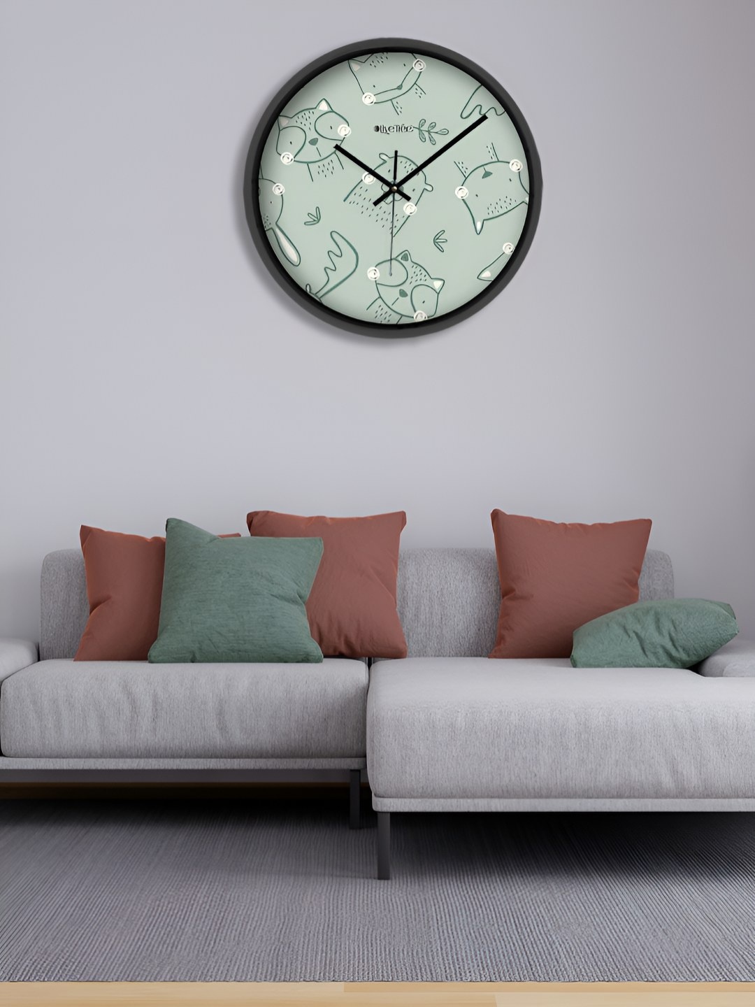 

OLIVE TREE Black & Green Printed Round Shaped Contemporary Analogue Wall Clock