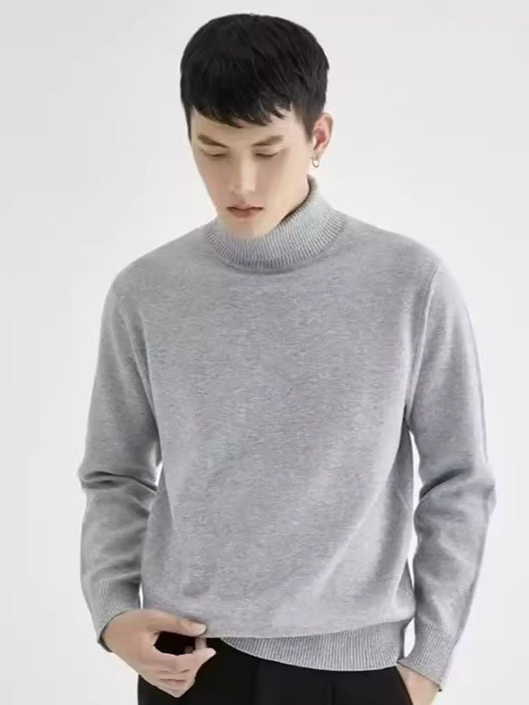 

StyleCast x Revolte Men Pullover, Grey