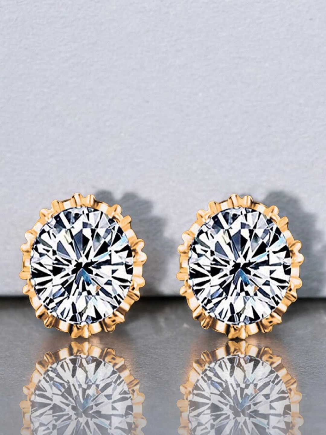 

OOMPH Gold-Plated Cubic Zirconia Studded Contemporary Studs
