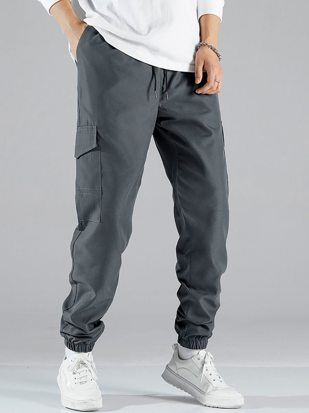 

StyleCast x Revolte Men Solid Mid-Rise Cargo Joggers, Grey