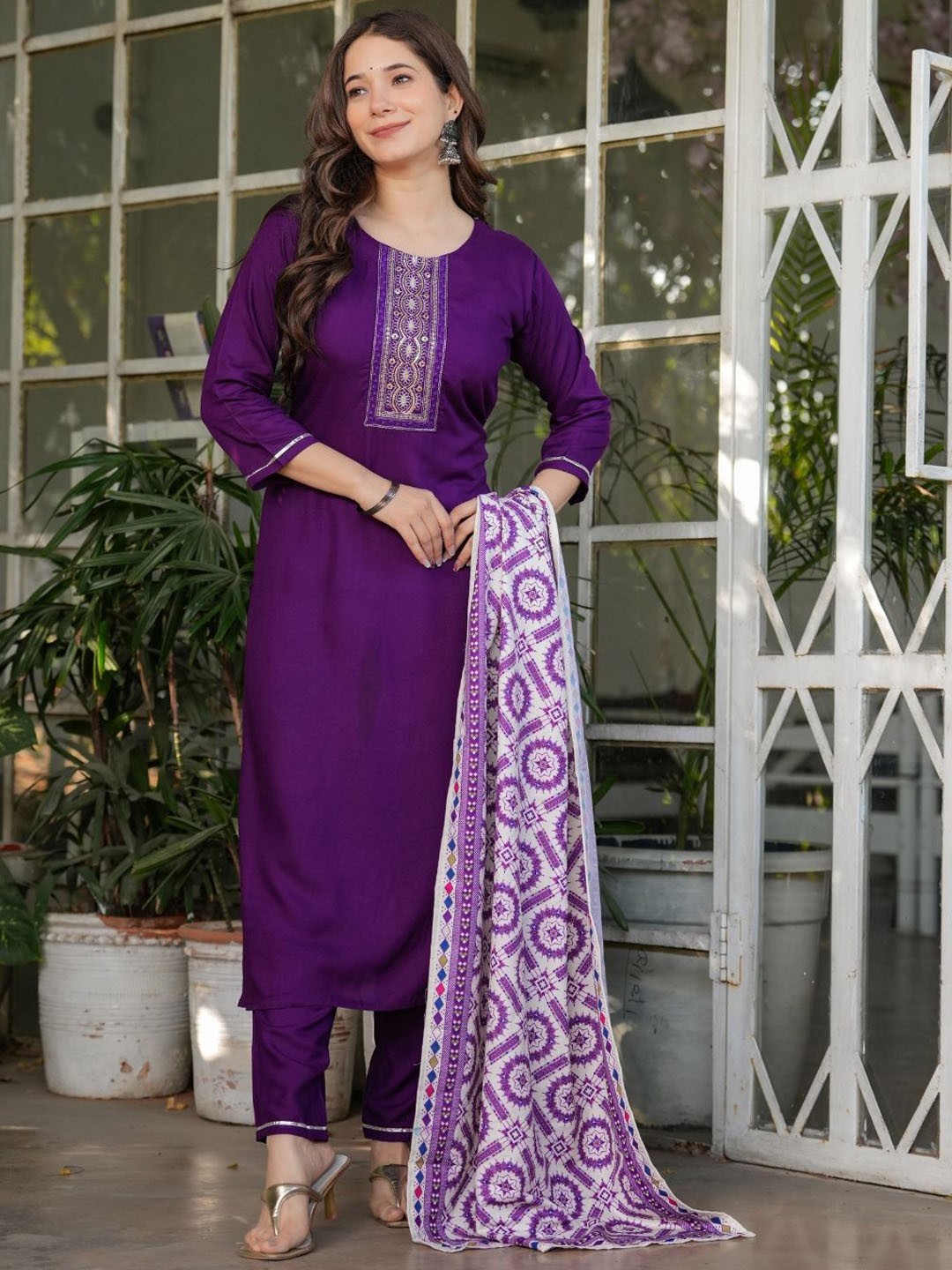 

Navlik Ethnic Motifs Embroidered Round Neck Straight Kurta with Trousers And Dupatta, Purple
