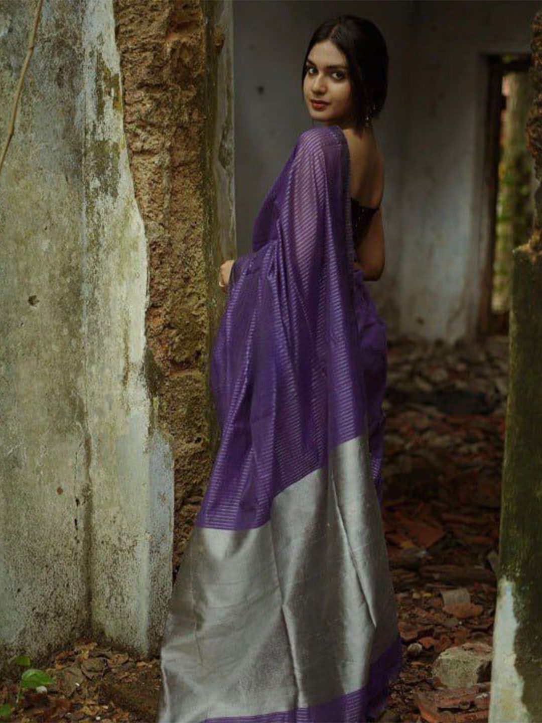 

bansari textiles Woven Design Tussar Saree, Blue