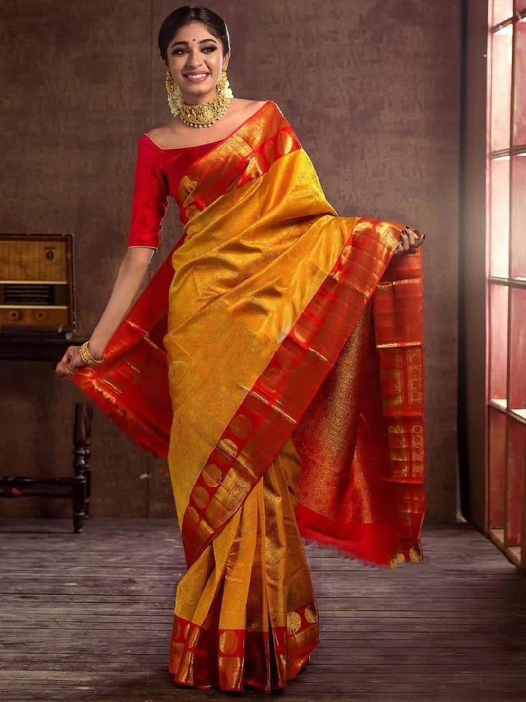 

bansari textiles Ethnic Motifs Woven Design Zari Banarasi Saree, Yellow