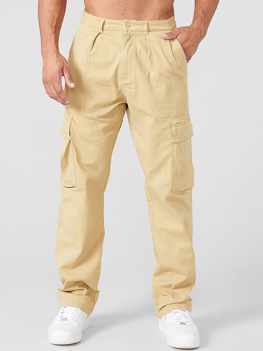 

StyleCast x Revolte Men Pleated Solid Mid-Rise Cargos Trousers, Khaki