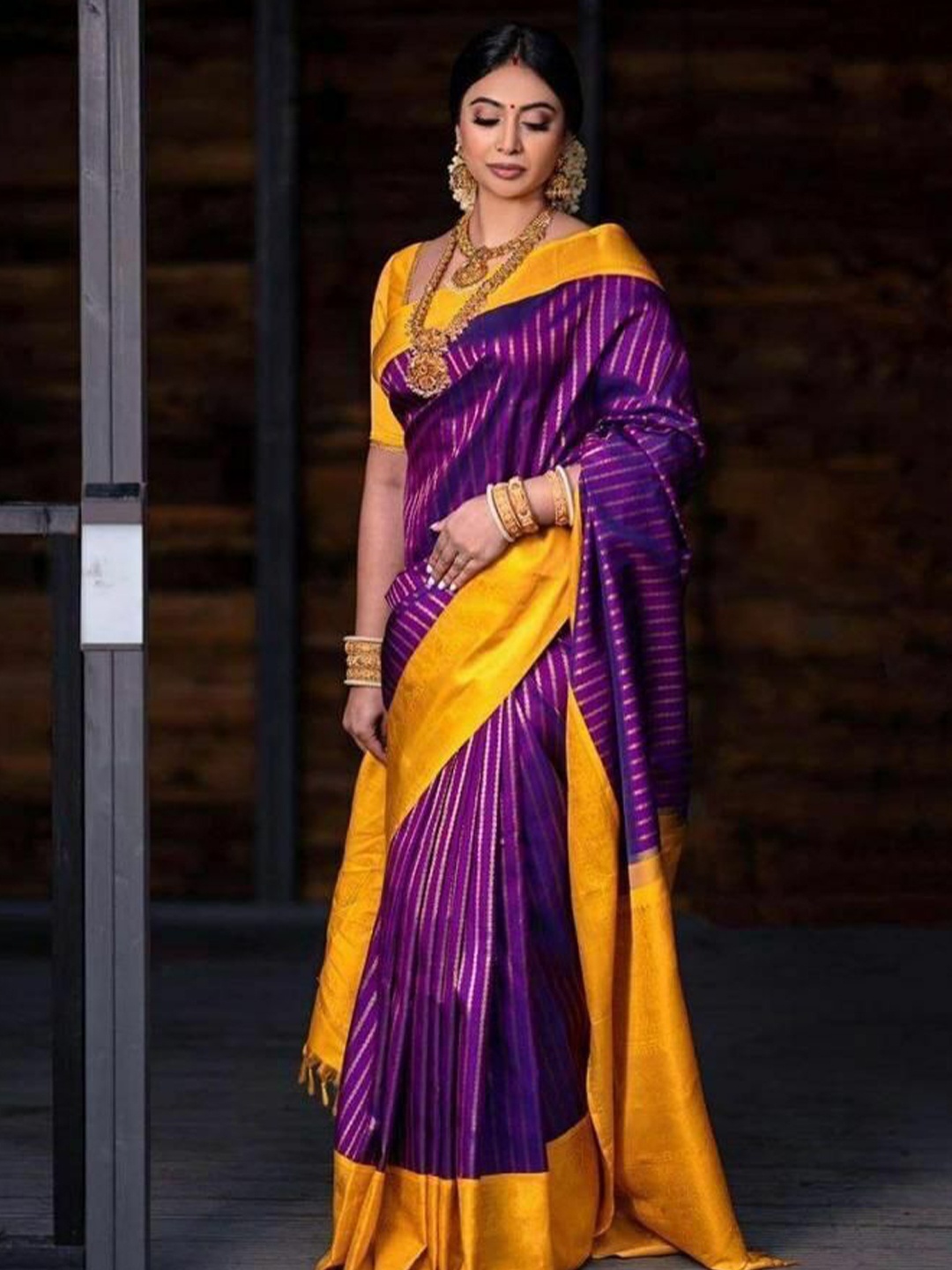 

bansari textiles Woven Design Zari Jamdani Saree, Purple
