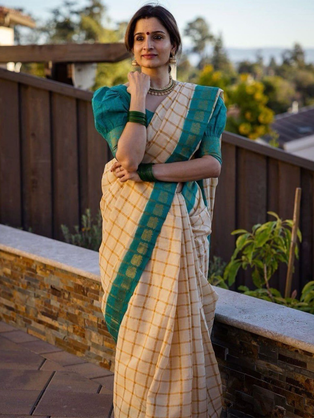 

bansari textiles Woven Design Zari Banarasi Saree, Cream