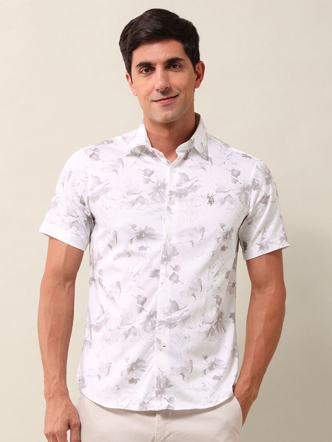 

U.S. Polo Assn. Men Classic Slim Fit Spread Collar Floral Printed Cotton Casual Shirt, White